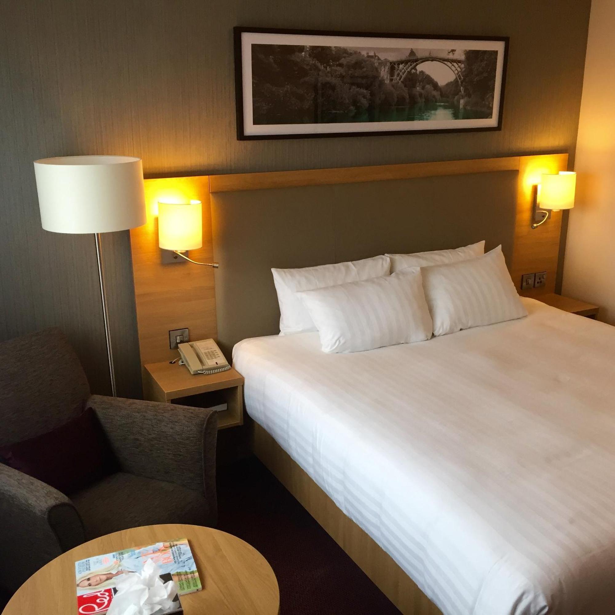 Leonardo Hotel Derby Exteriör bild